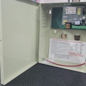 POWER SUPPLY 12VDC / 5A CON GABINETE P/BATERIA