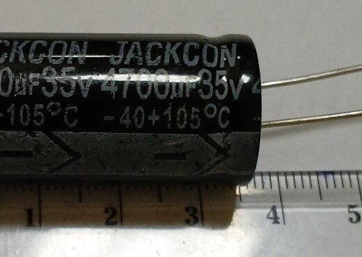 CAPACITOR 4700UF 35 VOLTS 18X35 KV